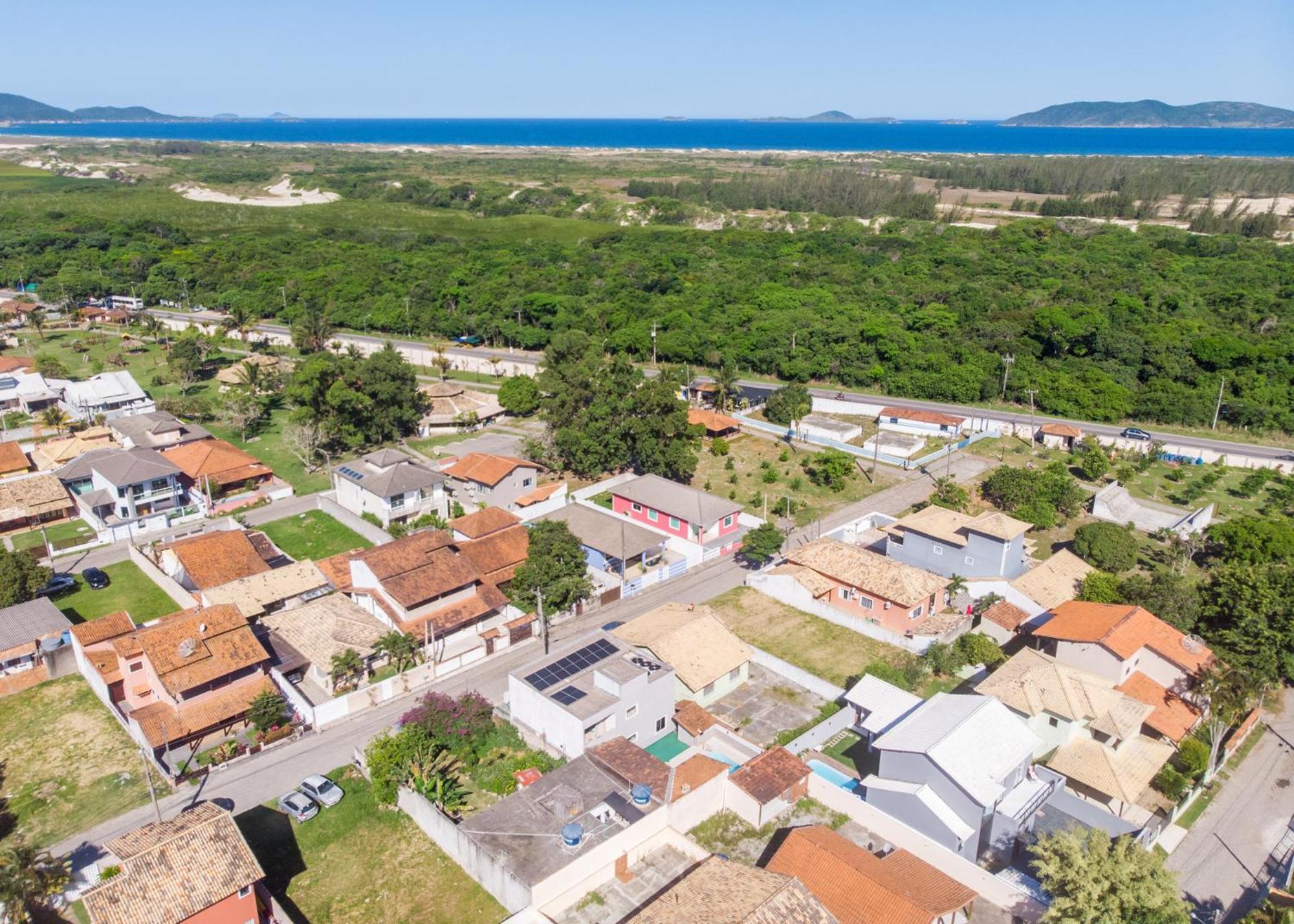 Refugio Tropical Casa De Praia Com Piscina Aquecida E 4 Suites E Garagem 3 Carros, 800 Mtrs Da Praia Internet 700 Mbps, Condominio Privado Com Pista De Skate , Quadra De Futevolei , Campos E Quadras De Futebol! Cabo Frio Extérieur photo
