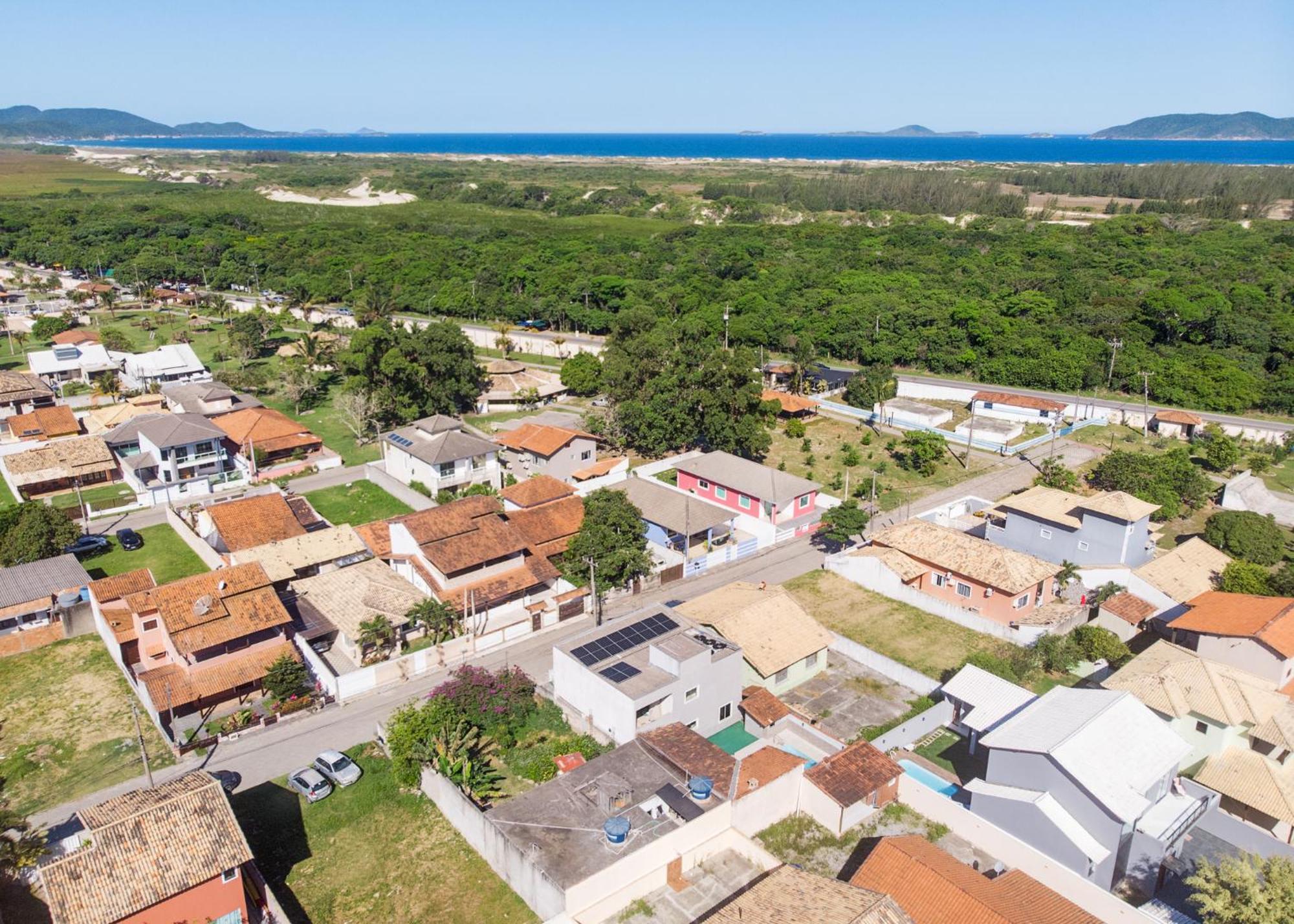Refugio Tropical Casa De Praia Com Piscina Aquecida E 4 Suites E Garagem 3 Carros, 800 Mtrs Da Praia Internet 700 Mbps, Condominio Privado Com Pista De Skate , Quadra De Futevolei , Campos E Quadras De Futebol! Cabo Frio Extérieur photo
